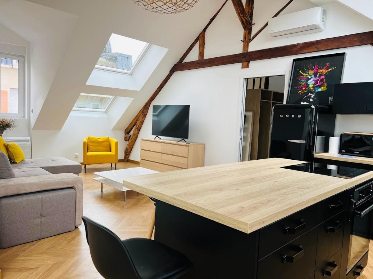 Ferienwohnung Elegant T4 Centre Reims/Parking Prive Exterior foto
